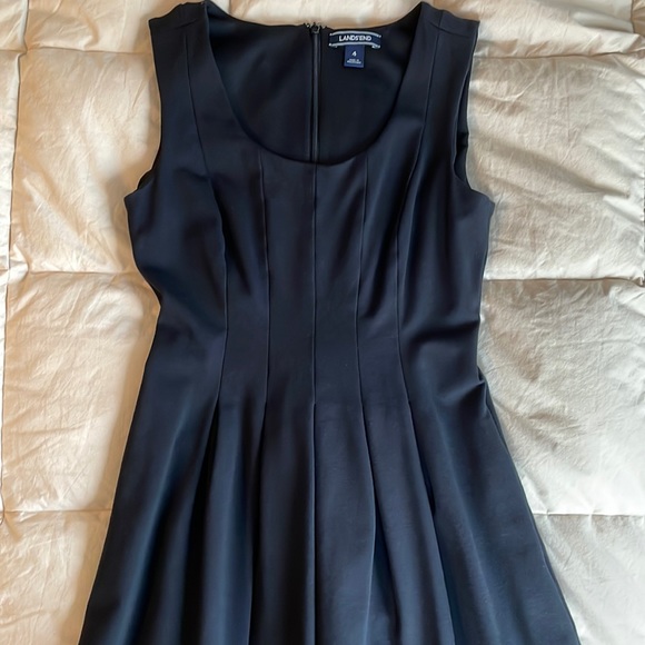 Lands End Dress Fits 6/8 M - Picture 4 of 4